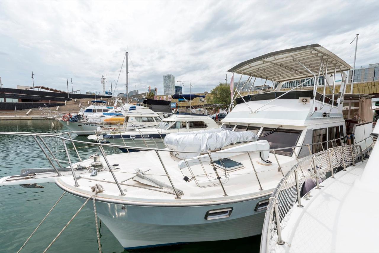 Boat Accommodations Barcelona Sant Adrià de Besòs Esterno foto