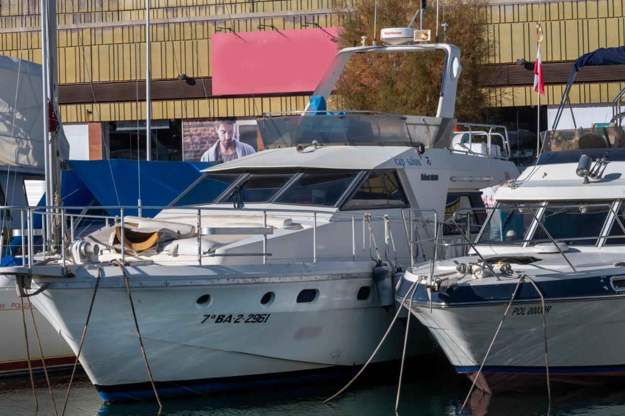 Boat Accommodations Barcelona Sant Adrià de Besòs Esterno foto